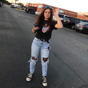 Meet your Posher, Noelle